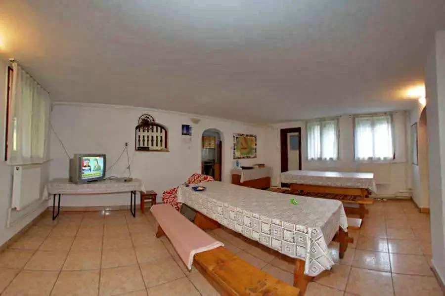 Valea Boga Cazare | Motel (K0054-5) Imaginea poate fi supusă drepturilor de autor. Se recomandă contactarea titularului drepturilor.