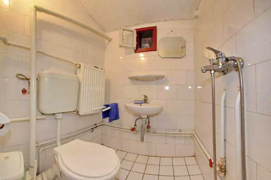 Boga Völgye Szállás | Motel (K0054-10) A kép szerzői jogvédelem alatt állhat. Javasolt a kapcsolatfelvétel a jog tulajdonossal.