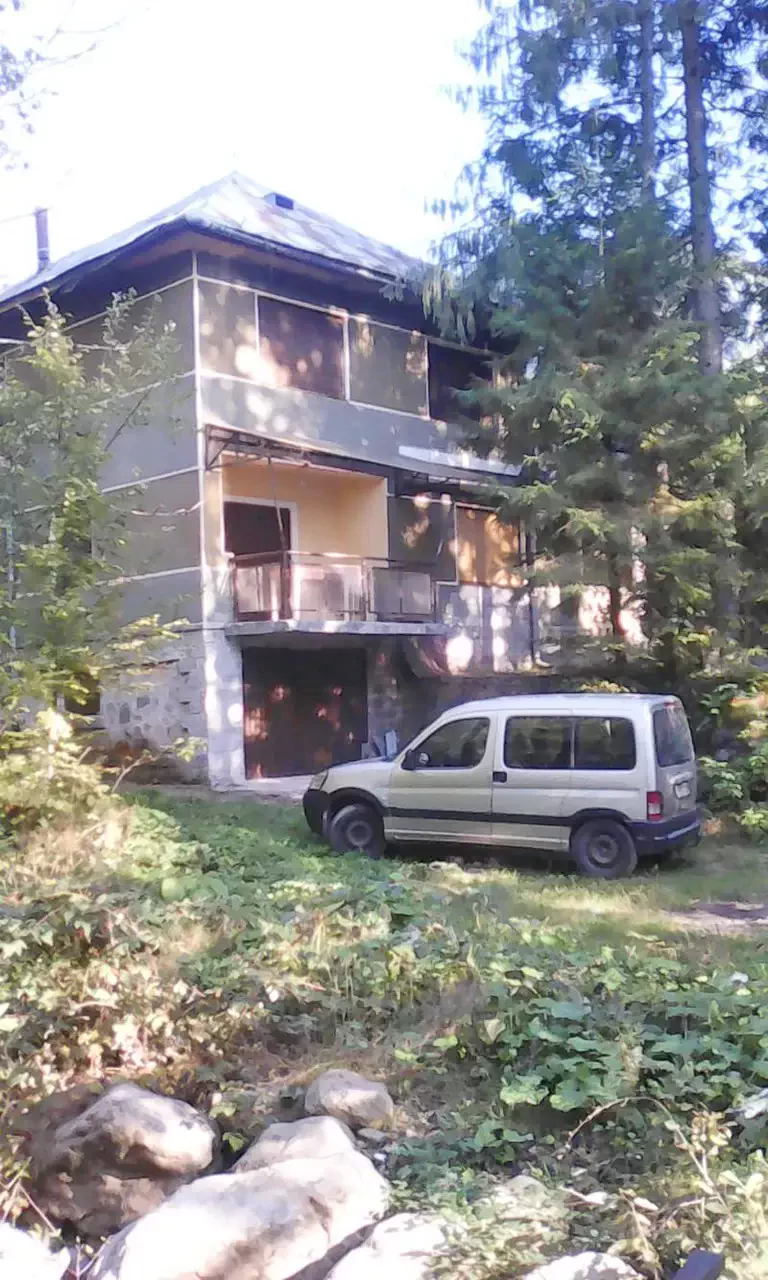 Valea Boga Cazare | Cabană (K0055-14) Imaginea poate fi supusă drepturilor de autor. Se recomandă contactarea titularului drepturilor.