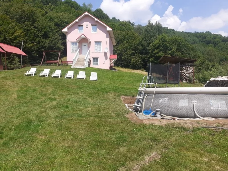 Valea Boga Cazare | Sat de vacanță (K0188-5) Imaginea poate fi supusă drepturilor de autor. Se recomandă contactarea titularului drepturilor.