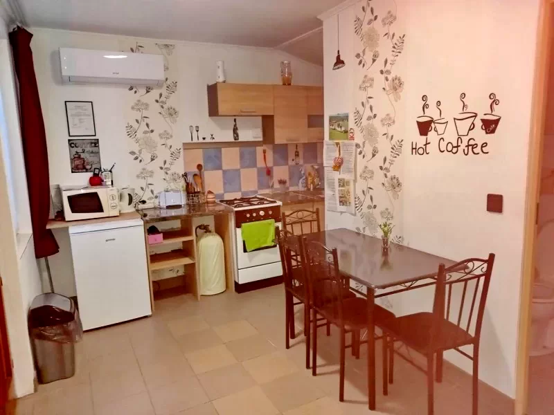 Cazare | Apartament (K0238-13) Imaginea poate fi supusă drepturilor de autor. Se recomandă contactarea titularului drepturilor. Cazare | Apartament (K0238-13) Imaginea poate fi supusă drepturilor de autor. Se recomandă contactarea titularului drepturilor.