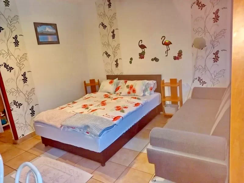 Cazare | Apartament (K0238-28) Imaginea poate fi supusă drepturilor de autor. Se recomandă contactarea titularului drepturilor. Cazare | Apartament (K0238-28) Imaginea poate fi supusă drepturilor de autor. Se recomandă contactarea titularului drepturilor.