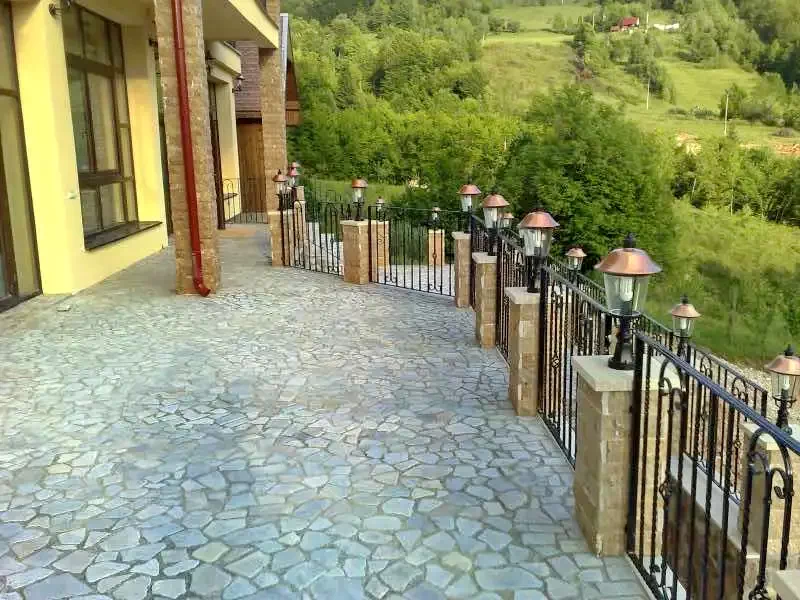 Boga Völgye Szállás | Motel (K0447-6) A kép szerzői jogvédelem alatt állhat. Javasolt a kapcsolatfelvétel a jog tulajdonossal.