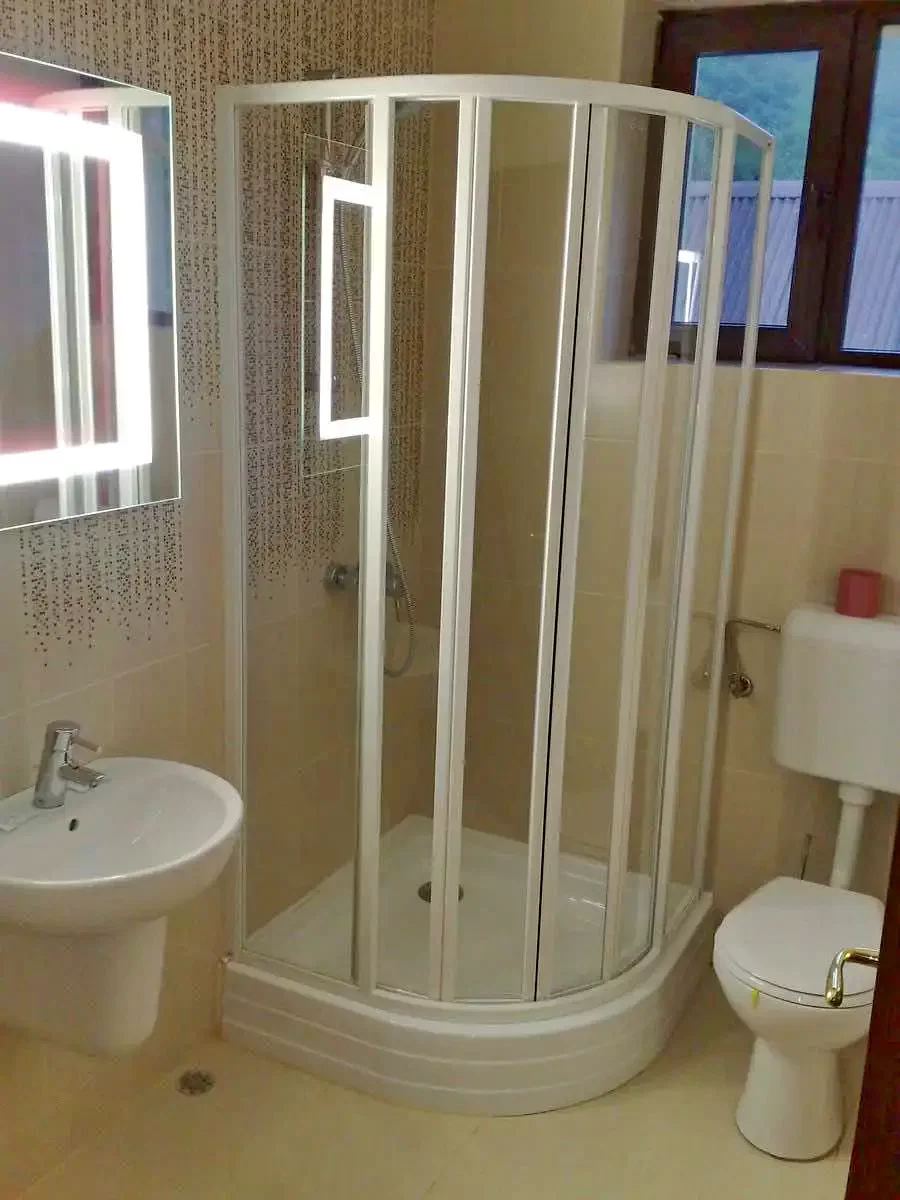 Valea Boga Cazare | Motel (K0447-20) Imaginea poate fi supusă drepturilor de autor. Se recomandă contactarea titularului drepturilor.