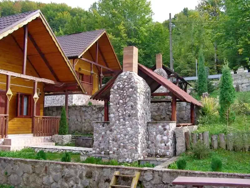 Valea Boga Cazare | Sat de vacanță (K0618-21) Imaginea poate fi supusă drepturilor de autor. Se recomandă contactarea titularului drepturilor.