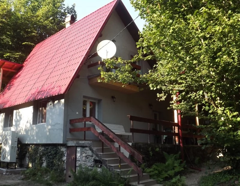 Valea Boga Cazare | Sat de vacanță (K0773-9) Imaginea poate fi supusă drepturilor de autor. Se recomandă contactarea titularului drepturilor.