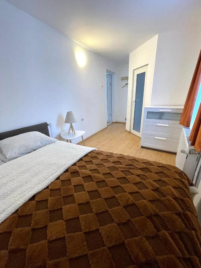 Valea Boga Cazare | Motel (K0930-17) Imaginea poate fi supusă drepturilor de autor. Se recomandă contactarea titularului drepturilor.