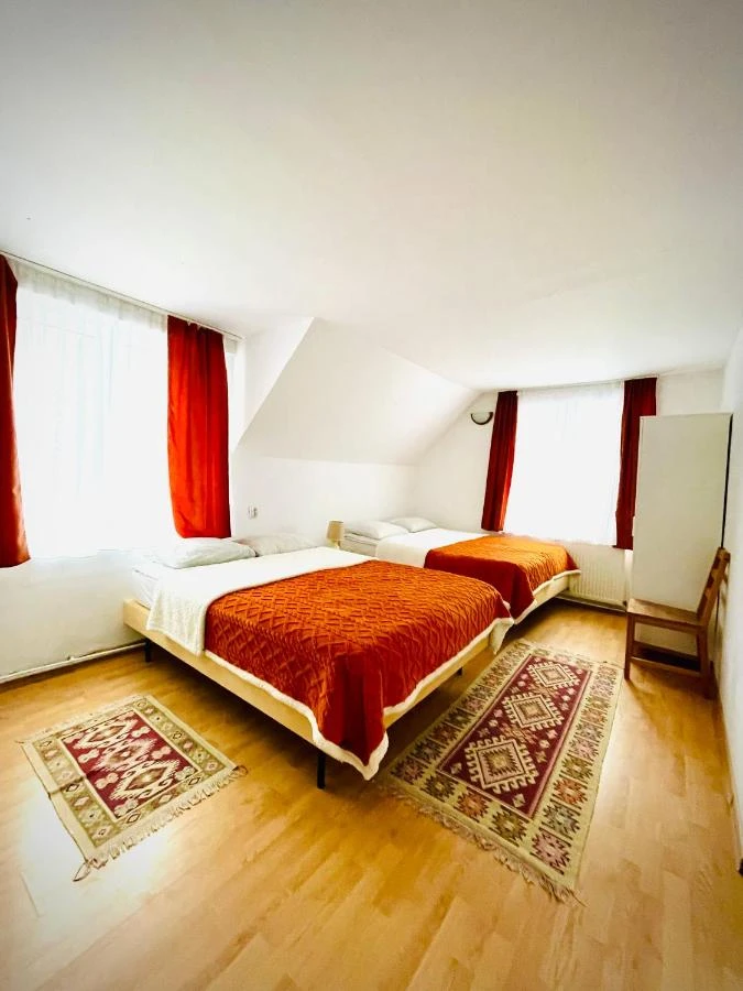 Boga Völgye Szállás | Motel (K0930-29) A kép szerzői jogvédelem alatt állhat. Javasolt a kapcsolatfelvétel a jog tulajdonossal.