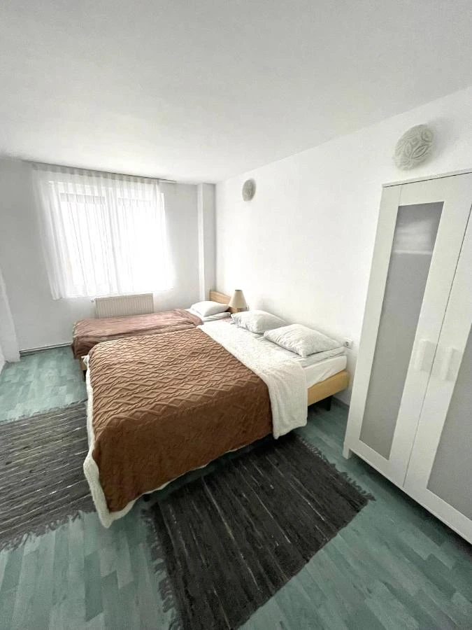 Boga Völgye Szállás | Motel (K0930-45) A kép szerzői jogvédelem alatt állhat. Javasolt a kapcsolatfelvétel a jog tulajdonossal.