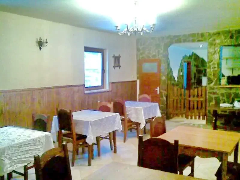 Boga Völgye Szállás | Motel (K0932-11) A kép szerzői jogvédelem alatt állhat. Javasolt a kapcsolatfelvétel a jog tulajdonossal.