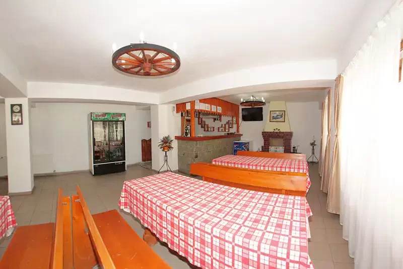 Valea Boga Cazare | Motel (K0053-3) Imaginea poate fi supusă drepturilor de autor. Se recomandă contactarea titularului drepturilor.