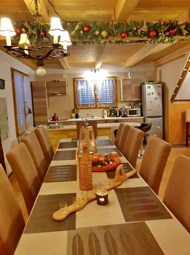 Boga Völgye Szállás | Üdülőfalu (K1146-5) A kép szerzői jogvédelem alatt állhat. Javasolt a kapcsolatfelvétel a jog tulajdonossal.