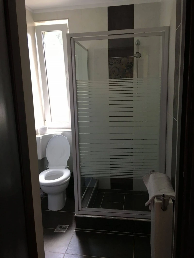 Valea Boga Cazare | Cabană (K1519-8) Imaginea poate fi supusă drepturilor de autor. Se recomandă contactarea titularului drepturilor. Valea Boga Cazare | Cabană (K1519-8) Imaginea poate fi supusă drepturilor de autor. Se recomandă contactarea titularului drepturilor.