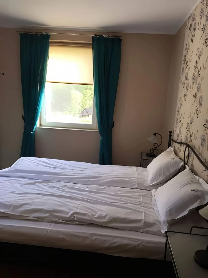 Valea Boga Cazare | Cabană (K1519-23) Imaginea poate fi supusă drepturilor de autor. Se recomandă contactarea titularului drepturilor. Valea Boga Cazare | Cabană (K1519-23) Imaginea poate fi supusă drepturilor de autor. Se recomandă contactarea titularului drepturilor.