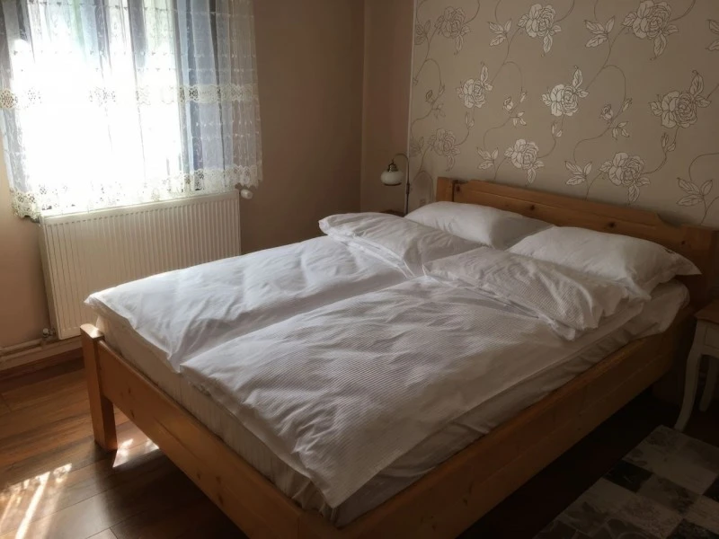 Valea Boga Cazare | Sat de vacanță (K1519-34) Imaginea poate fi supusă drepturilor de autor. Se recomandă contactarea titularului drepturilor.