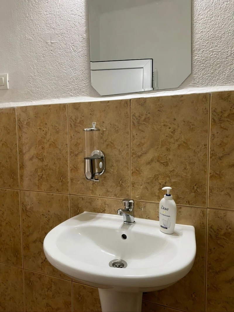 Valea Boga Cazare | Cabană (K1519-66) Imaginea poate fi supusă drepturilor de autor. Se recomandă contactarea titularului drepturilor. Valea Boga Cazare | Cabană (K1519-66) Imaginea poate fi supusă drepturilor de autor. Se recomandă contactarea titularului drepturilor.