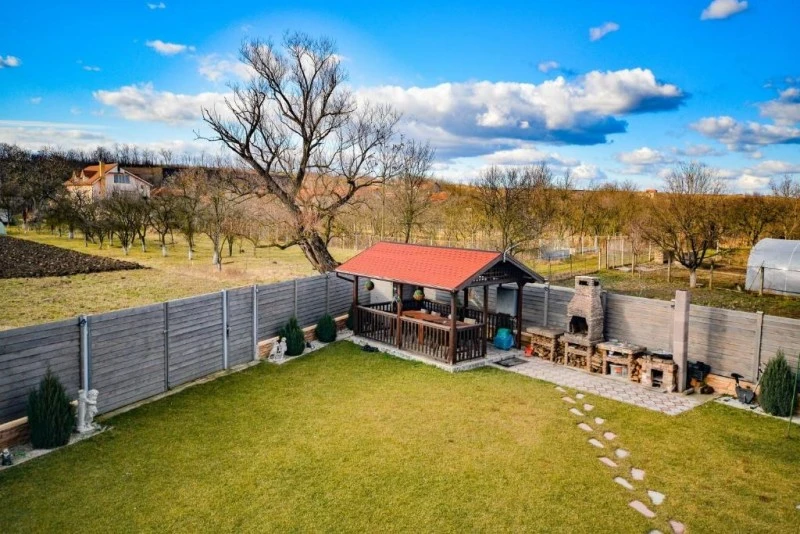 Déva Szállás | Motel (K0574-29) A kép szerzői jogvédelem alatt állhat. Javasolt a kapcsolatfelvétel a jog tulajdonossal.