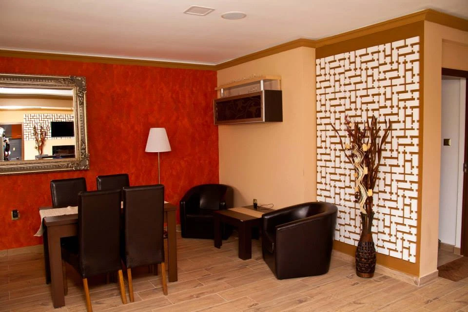 Târgu Mureș Cazare | Motel (K0132-5) Imaginea poate fi supusă drepturilor de autor. Se recomandă contactarea titularului drepturilor.