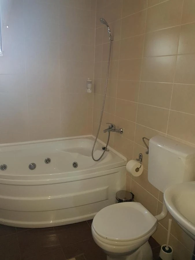 Târgu Mureș Cazare | Motel (K0132-15) Imaginea poate fi supusă drepturilor de autor. Se recomandă contactarea titularului drepturilor.