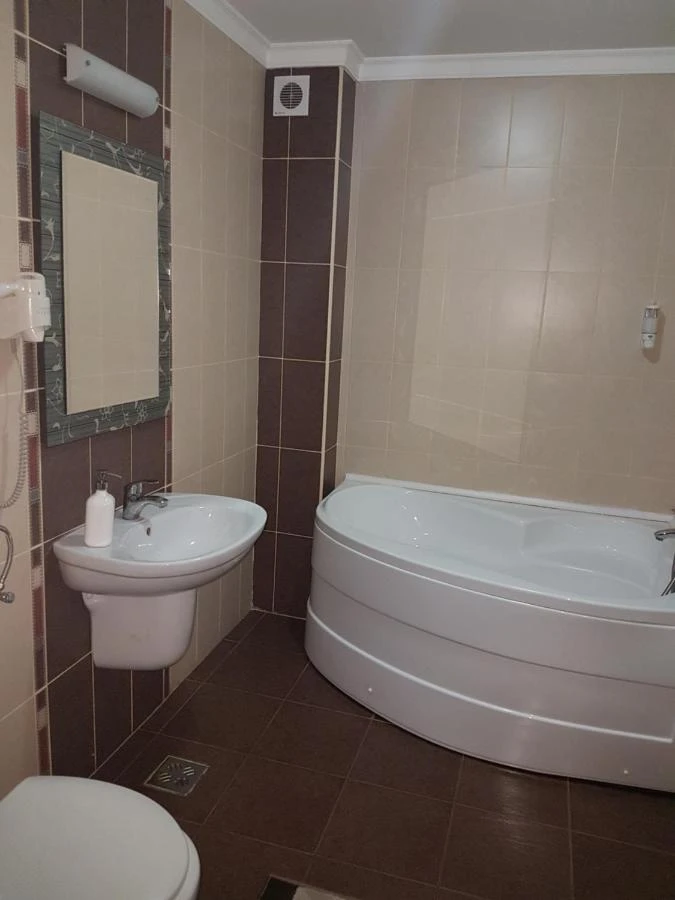 Târgu Mureș Cazare | Motel (K0132-19) Imaginea poate fi supusă drepturilor de autor. Se recomandă contactarea titularului drepturilor.