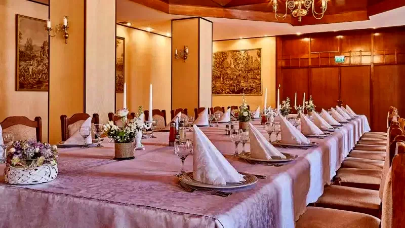 Marosvásárhely Szállás | Vendégház (K0809-1) A kép szerzői jogvédelem alatt állhat. Javasolt a kapcsolatfelvétel a jog tulajdonossal.