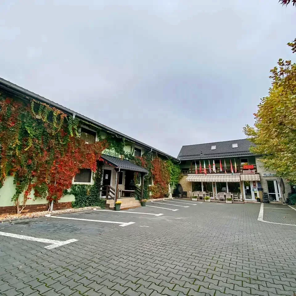 Marosvásárhely Szállás | Motel (K1385-10) A kép szerzői jogvédelem alatt állhat. Javasolt a kapcsolatfelvétel a jog tulajdonossal.