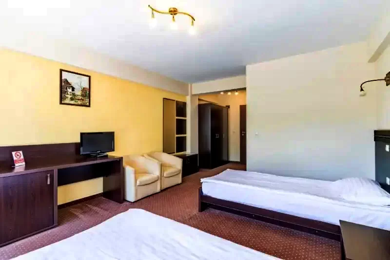 Marosvásárhely Szállás | Hotel*** (K1405-29) A kép szerzői jogvédelem alatt állhat. Javasolt a kapcsolatfelvétel a jog tulajdonossal. Marosvásárhely Szállás | Hotel*** (K1405-29) A kép szerzői jogvédelem alatt állhat. Javasolt a kapcsolatfelvétel a jog tulajdonossal.