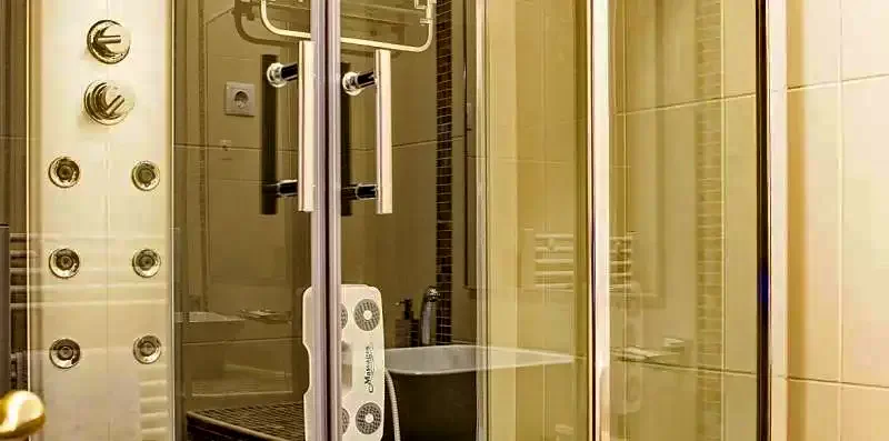 Târgu Mureș Cazare | Hotel**** (K1348-18) Imaginea poate fi supusă drepturilor de autor. Se recomandă contactarea titularului drepturilor.