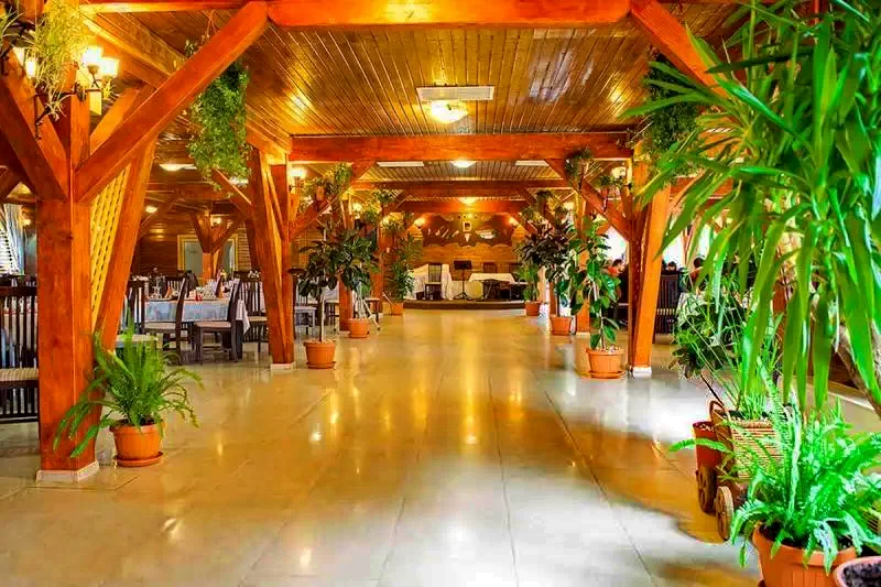 Târgu Mureș Cazare | Hotel**** (K1348-21) Imaginea poate fi supusă drepturilor de autor. Se recomandă contactarea titularului drepturilor.