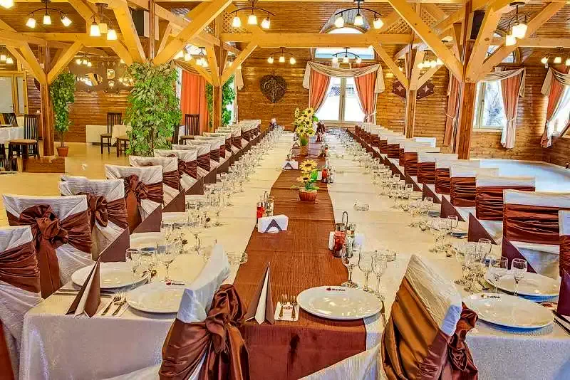 Marosvásárhely Szállás | Hotel**** (K1348-23) A kép szerzői jogvédelem alatt állhat. Javasolt a kapcsolatfelvétel a jog tulajdonossal.