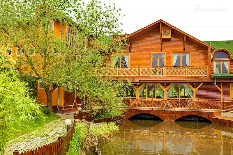 Târgu Mureș Cazare | Hotel**** (K1348-33) Imaginea poate fi supusă drepturilor de autor. Se recomandă contactarea titularului drepturilor.