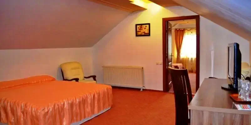 Marosvásárhely Szállás | Hotel**** (K1348-42) A kép szerzői jogvédelem alatt állhat. Javasolt a kapcsolatfelvétel a jog tulajdonossal.