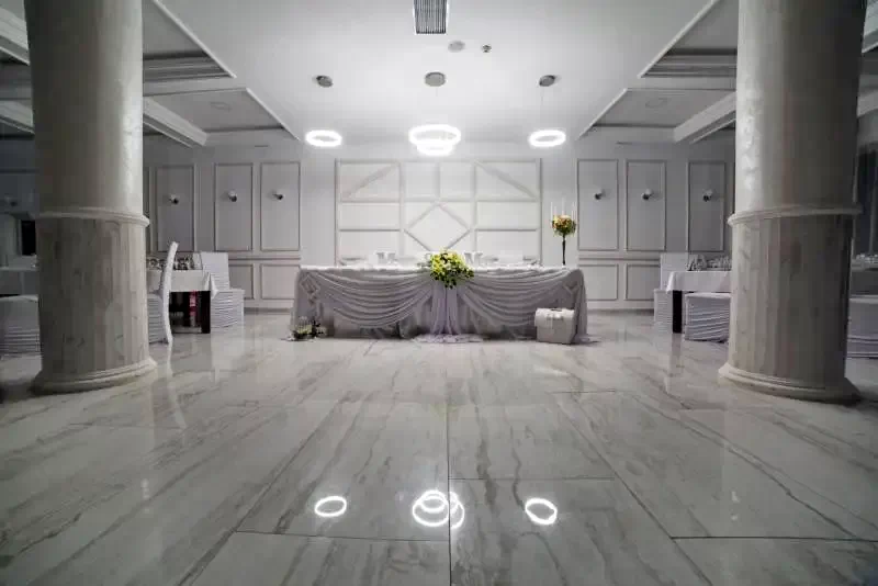 Târgu Mureș Cazare | Hotel**** (K1348-51) Imaginea poate fi supusă drepturilor de autor. Se recomandă contactarea titularului drepturilor.