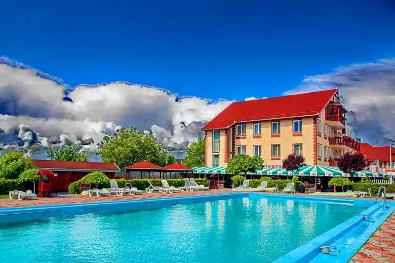 Târgu Mureș Cazare | Hotel*** (K1346-6) Imaginea poate fi supusă drepturilor de autor. Se recomandă contactarea titularului drepturilor.