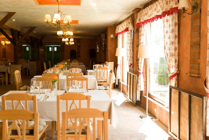 Târgu Mureș Cazare | Motel (K1448-8) Imaginea poate fi supusă drepturilor de autor. Se recomandă contactarea titularului drepturilor.