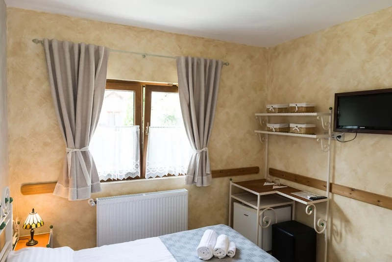 Marosvásárhely Szállás | Motel (K1448-21) A kép szerzői jogvédelem alatt állhat. Javasolt a kapcsolatfelvétel a jog tulajdonossal.