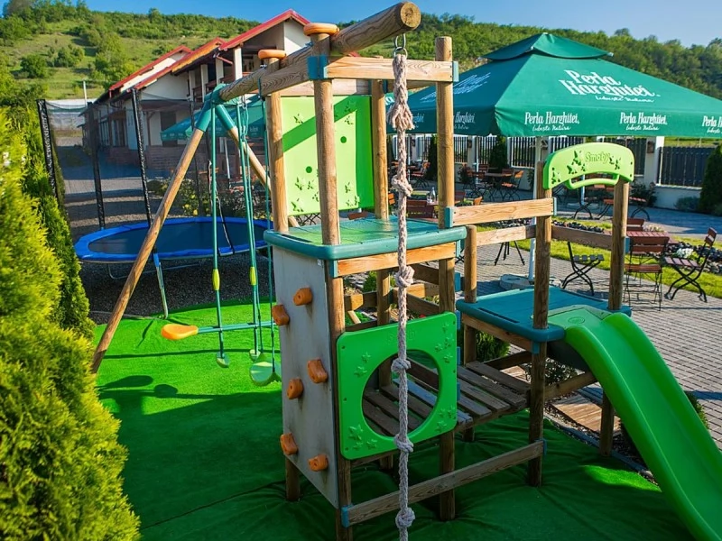 Târgu Mureș Cazare | Motel (K1448-63) Imaginea poate fi supusă drepturilor de autor. Se recomandă contactarea titularului drepturilor.