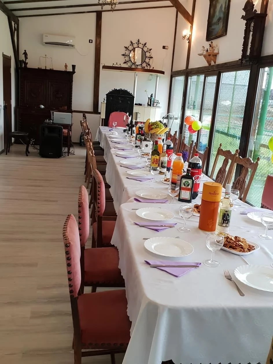 Târgu Mureș Cazare | Sat de vacanță (K1124-2) Imaginea poate fi supusă drepturilor de autor. Se recomandă contactarea titularului drepturilor.