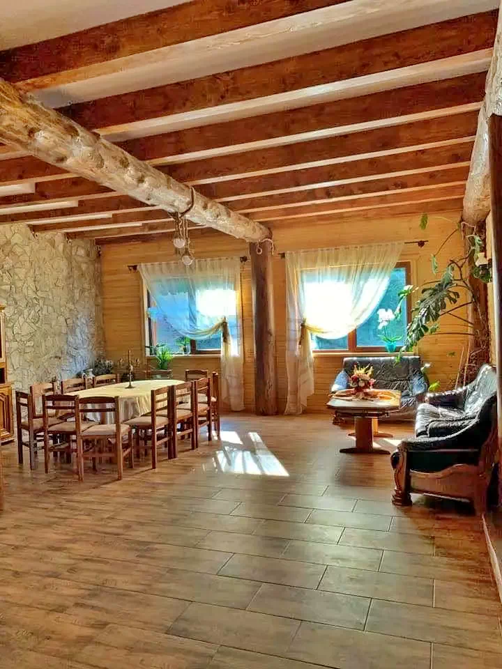 Csalhó Szállás | Motel (K0688-1) A kép szerzői jogvédelem alatt állhat. Javasolt a kapcsolatfelvétel a jog tulajdonossal.