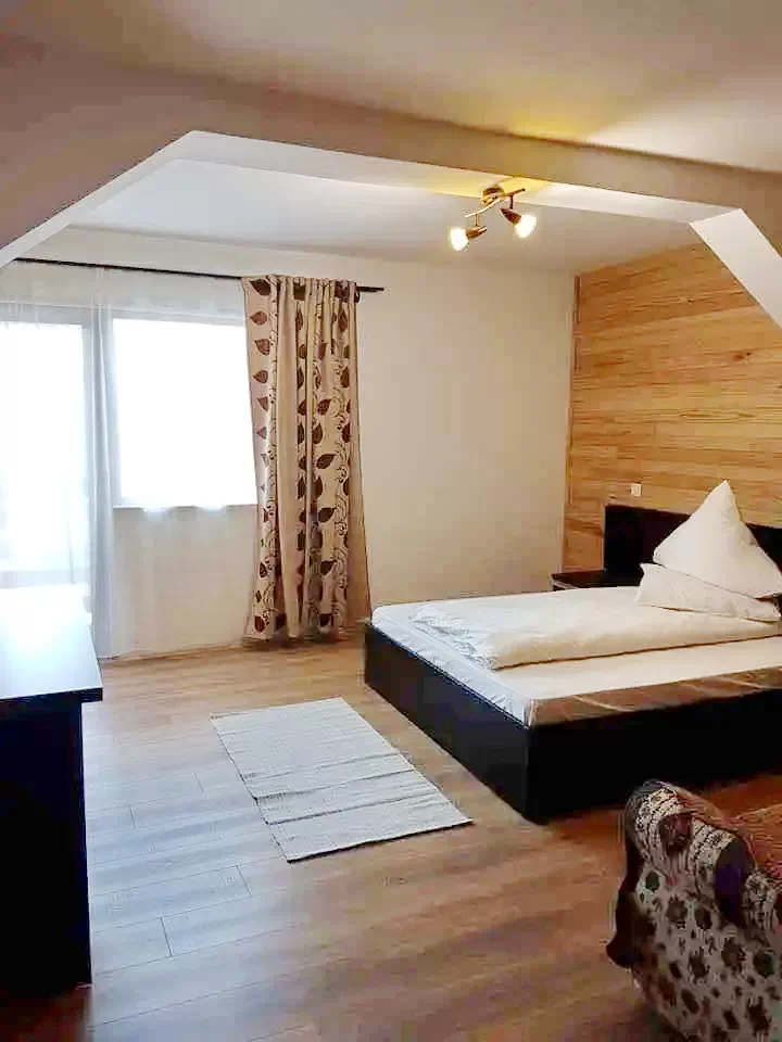 Csalhó Szállás | Motel (K0688-22) A kép szerzői jogvédelem alatt állhat. Javasolt a kapcsolatfelvétel a jog tulajdonossal.