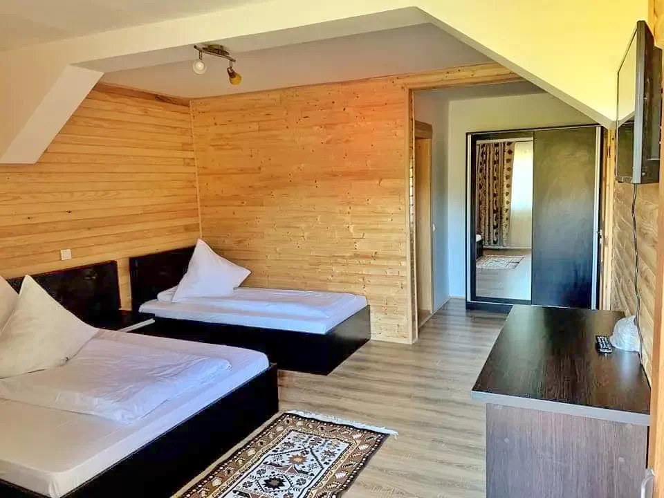 Csalhó Szállás | Motel (K0688-25) A kép szerzői jogvédelem alatt állhat. Javasolt a kapcsolatfelvétel a jog tulajdonossal.