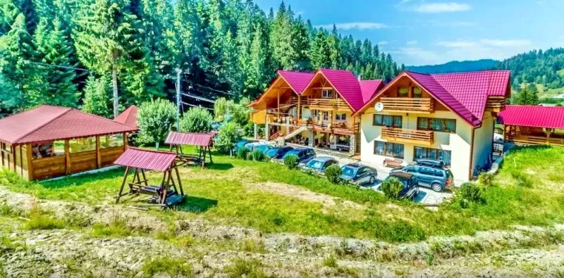 Ceahlău Cazare | Pensiune (K0688-34) Imaginea poate fi supusă drepturilor de autor. Se recomandă contactarea titularului drepturilor.