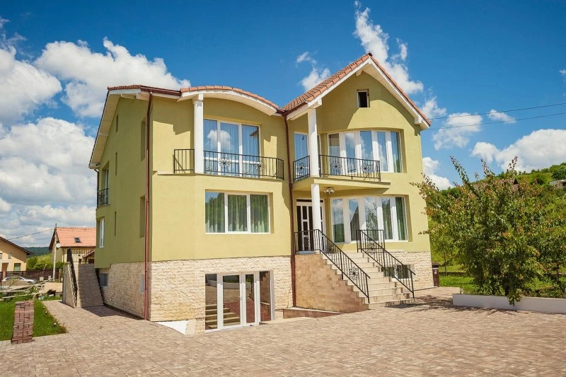 Marosvásárhely Szállás | Villa (K1132-1) A kép szerzői jogvédelem alatt állhat. Javasolt a kapcsolatfelvétel a jog tulajdonossal.