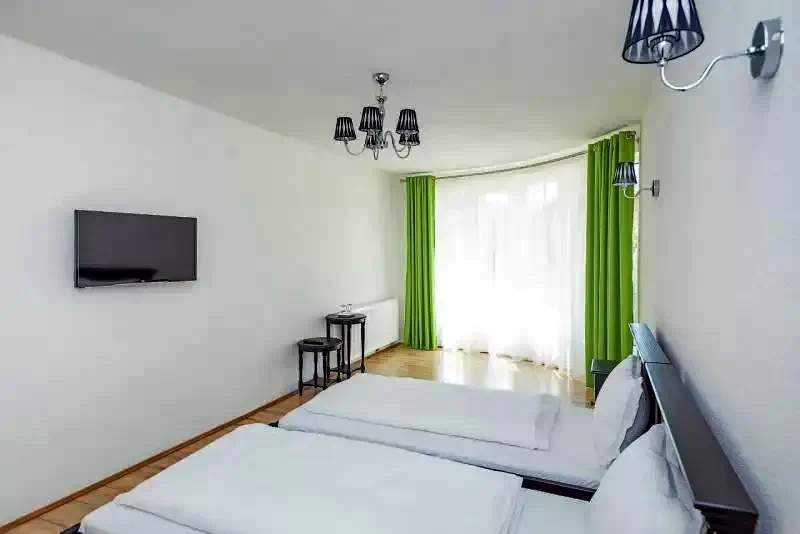 Târgu Mureș Cazare | Vila (K1132-8) Imaginea poate fi supusă drepturilor de autor. Se recomandă contactarea titularului drepturilor. Târgu Mureș Cazare | Vila (K1132-8) Imaginea poate fi supusă drepturilor de autor. Se recomandă contactarea titularului drepturilor.