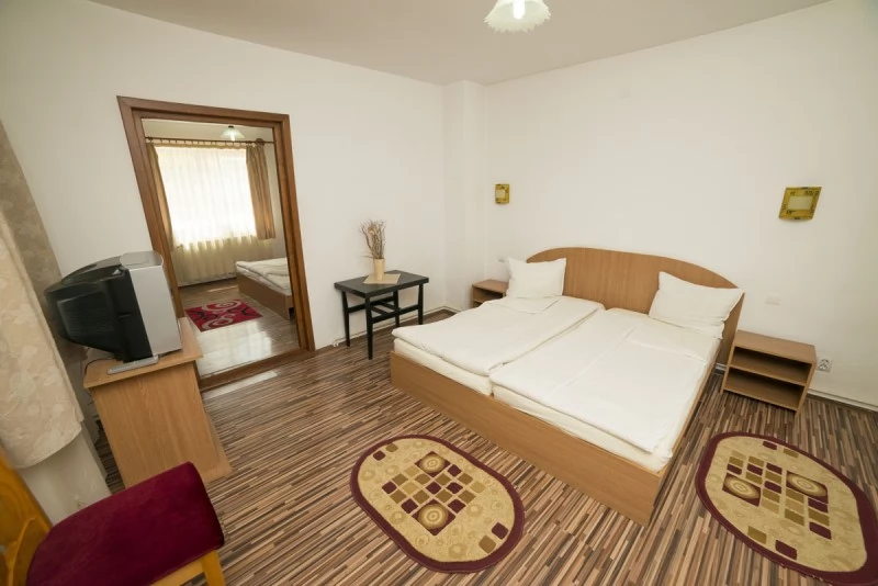 Târgu Mureș Cazare | Motel (K0699-21) Imaginea poate fi supusă drepturilor de autor. Se recomandă contactarea titularului drepturilor.