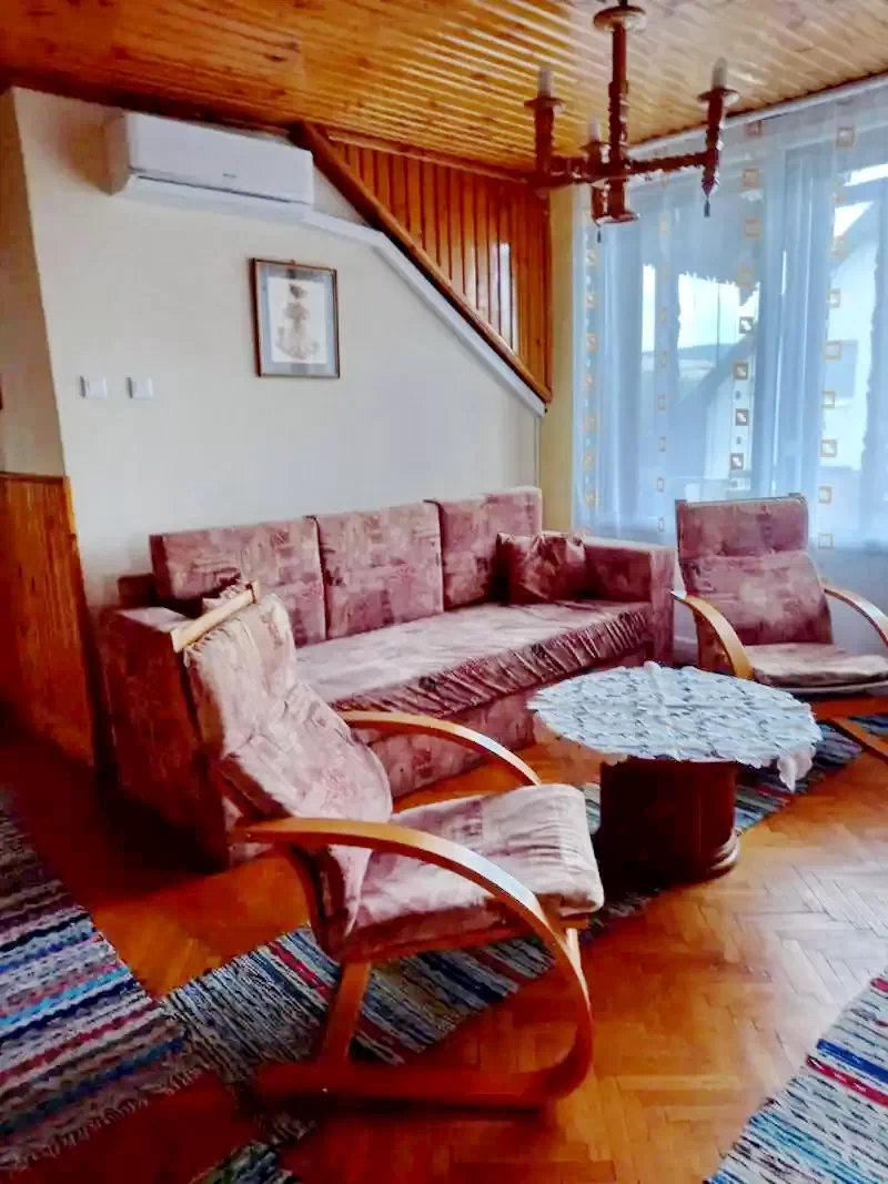 Marosvásárhely Szállás | Motel (K0163-6) A kép szerzői jogvédelem alatt állhat. Javasolt a kapcsolatfelvétel a jog tulajdonossal.