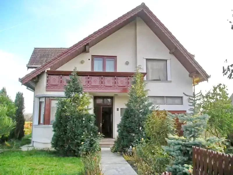 Târgu Mureș Cazare | Motel (K0163-21) Imaginea poate fi supusă drepturilor de autor. Se recomandă contactarea titularului drepturilor.