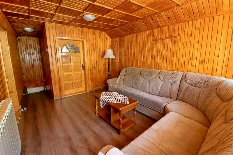 Moieciu de Sus Cazare | Motel (K0208-21) Imaginea poate fi supusă drepturilor de autor. Se recomandă contactarea titularului drepturilor.