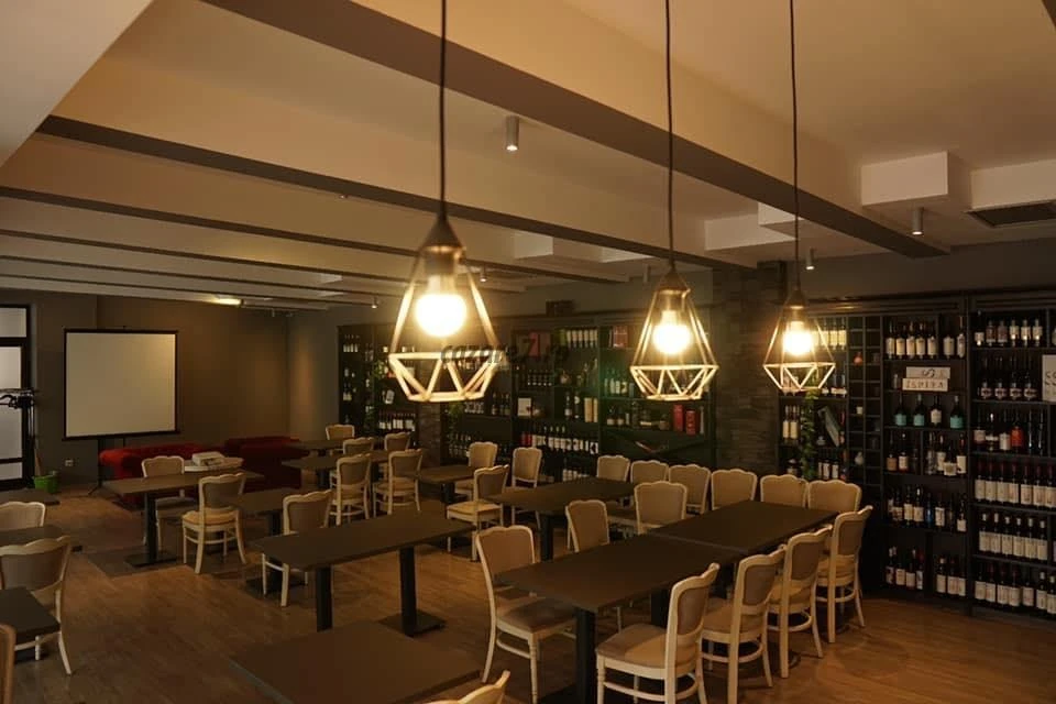 Târgu Mureș Cazare | Motel (K1590-4) Imaginea poate fi supusă drepturilor de autor. Se recomandă contactarea titularului drepturilor.