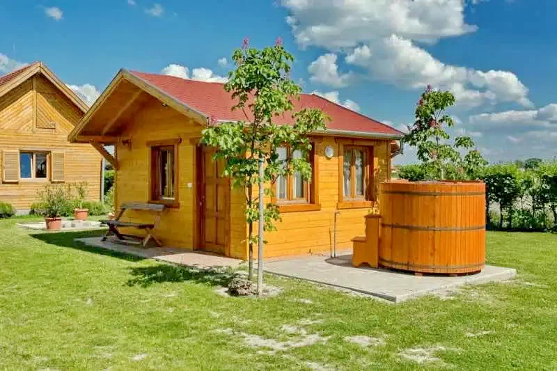 Szigetbecse Szállás | Vendégház (K1009-26) A kép szerzői jogvédelem alatt állhat. Javasolt a kapcsolatfelvétel a jog tulajdonossal.